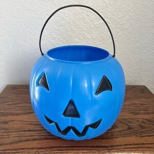 Vintage General Foam Plastics Blow Mold Blue Jack O Lantern Blue Pumpkin